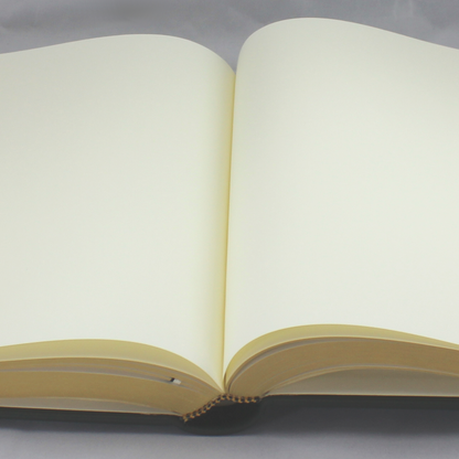 Dickes Gästebuch aus genarbtem Vollrindleder in allen Farben - mit Goldschnittblock