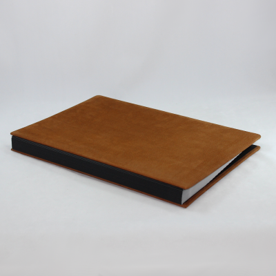 Signature Folder made of Nubuk Leather - Vera Donna